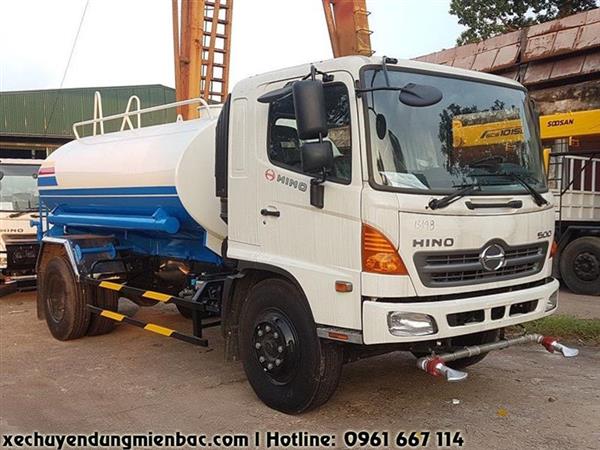 Xe phun nước rửa đường 6 khối HINO FC9JETC